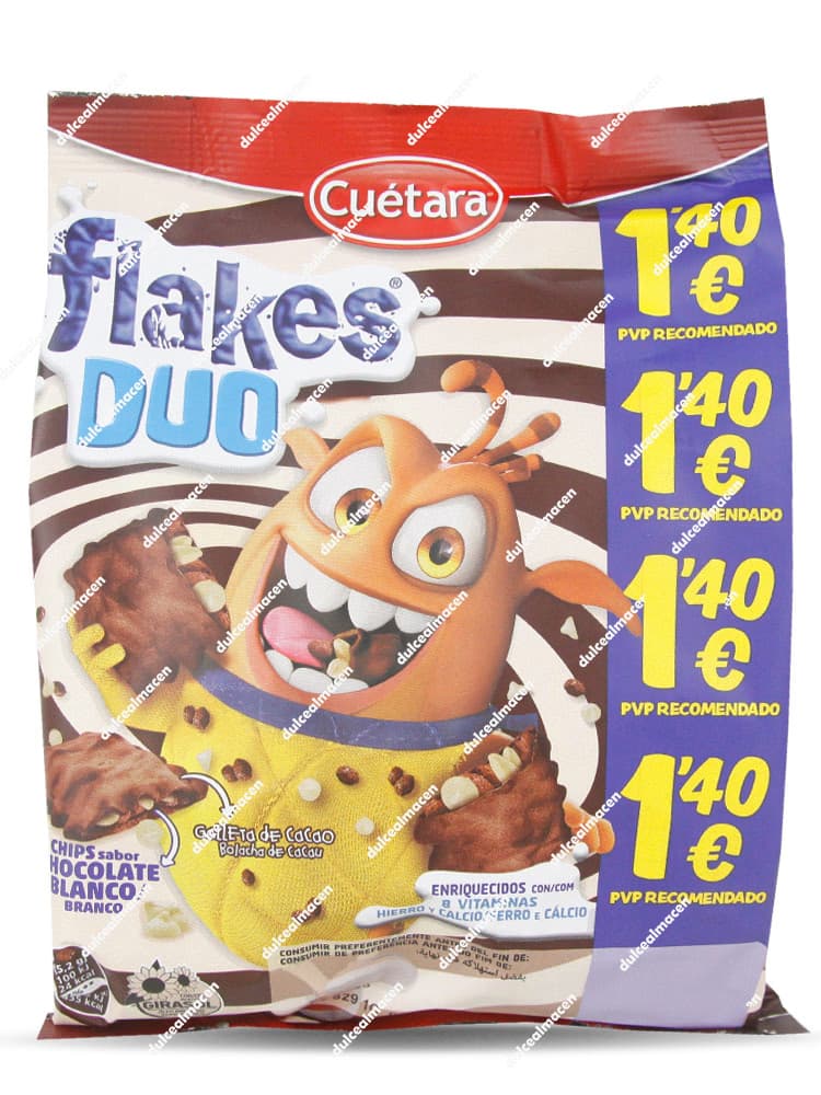 Bolsa de galletas Cuétara Choco Flakes Duo de 120 gramos, con el personaje naranja de la marca y chips de chocolate blanco sobre fondo azul y rojo - Dulcealmacen