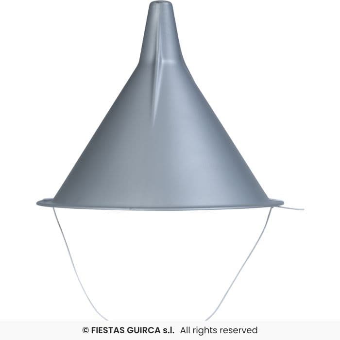 Guirca Gorro Embudo Pvc de color plateado para disfraz en Dulcealmacen
