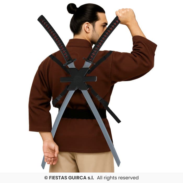 Guirca 2 Espadas Samurai Para Espalda 95 cm katanas de plastico con arnes en Dulcealmacen