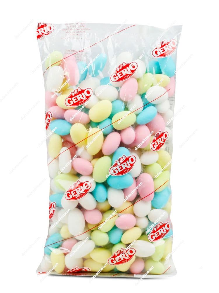 Bolsa transparente de Gerio Peladillas Colores 1 kg rellena de almendras confitadas de color azul, rosa, amarillo, verde y blanco con logotipos rojos de Gerio - Dulcealmacen