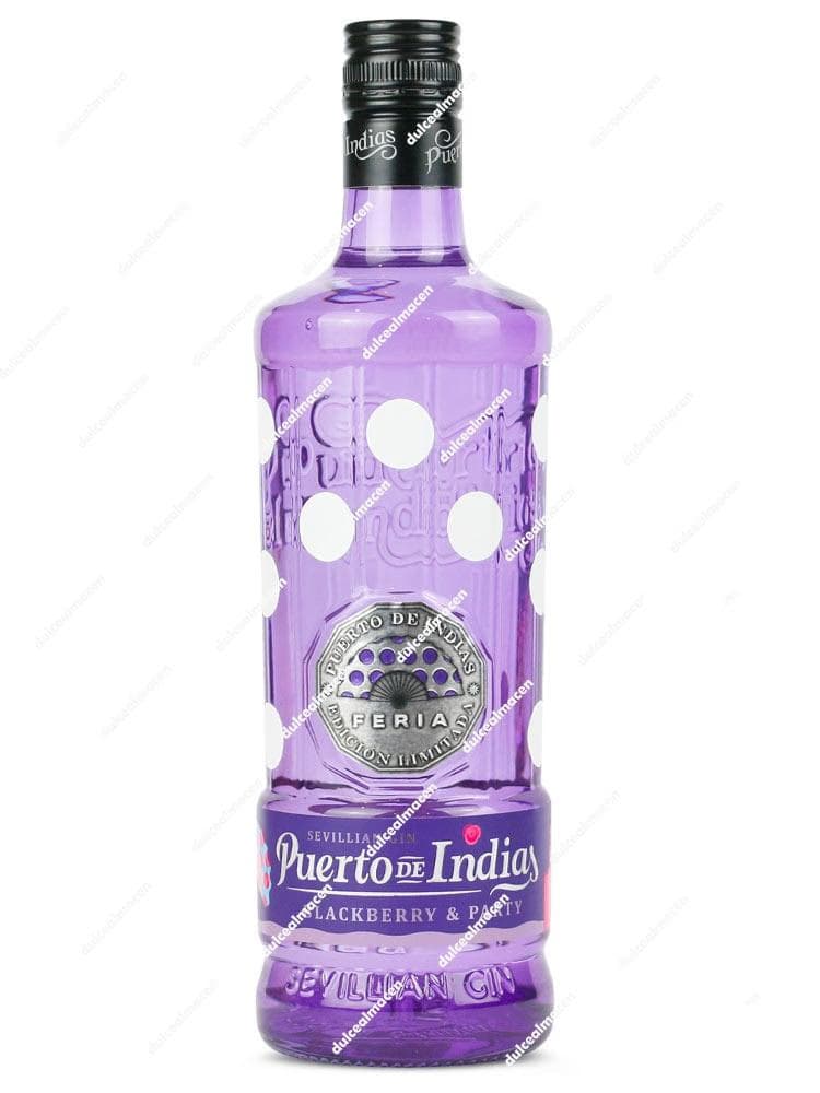 Botella de Gin Puerto de Indias Mora 0.70L con líquido de color violeta intenso y etiqueta negra - Dulcealmacen