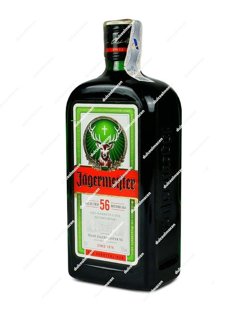 Botella verde cuadrada de Jagermeister 0.70L con etiqueta de ciervo y cruz - Dulcealmacen