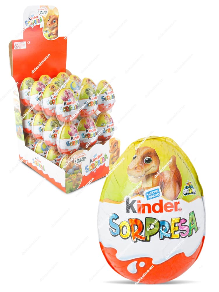 Huevo individual de chocolate Kinder Sorpresa 1 ud envuelto en papel de aluminio junto a una caja expositora de cartón con motivos infantiles en el archivo image_264285.png - Dulcealmacen