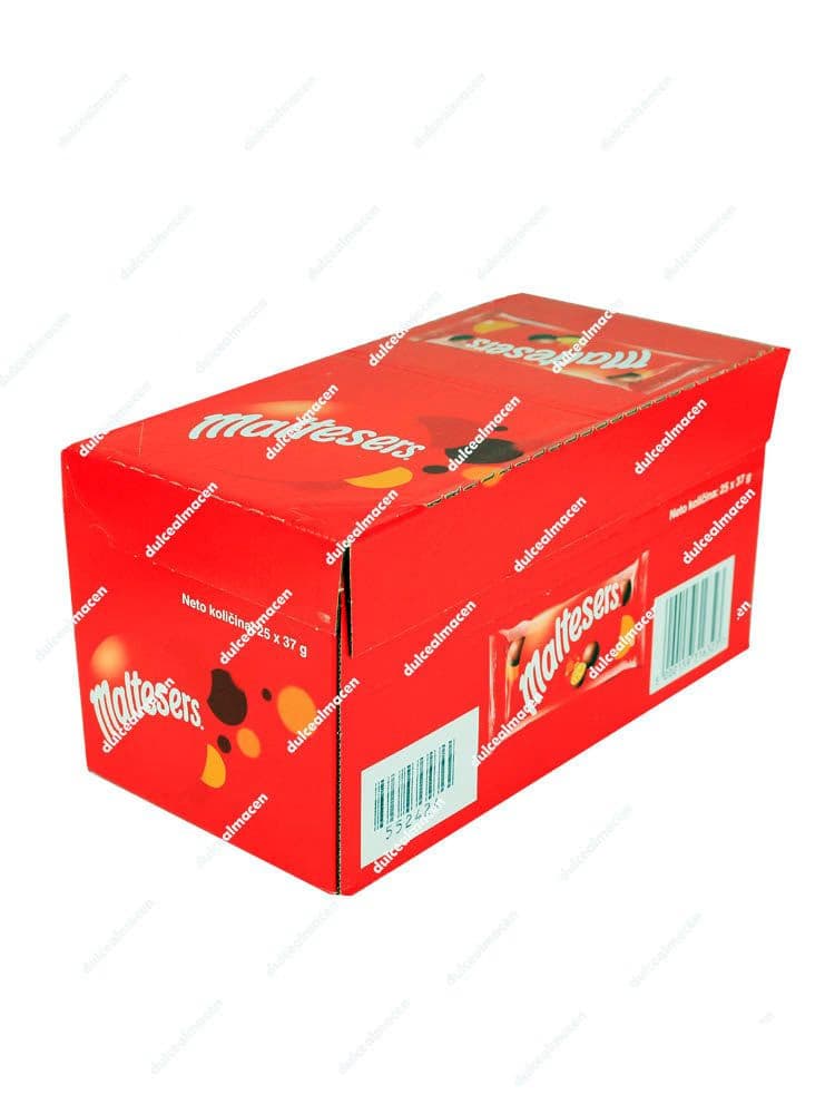 Caja de 25 paquetes de Maltesers en su característico color rojo con imágenes de las bolitas de chocolate crujientes - Dulcealmacen