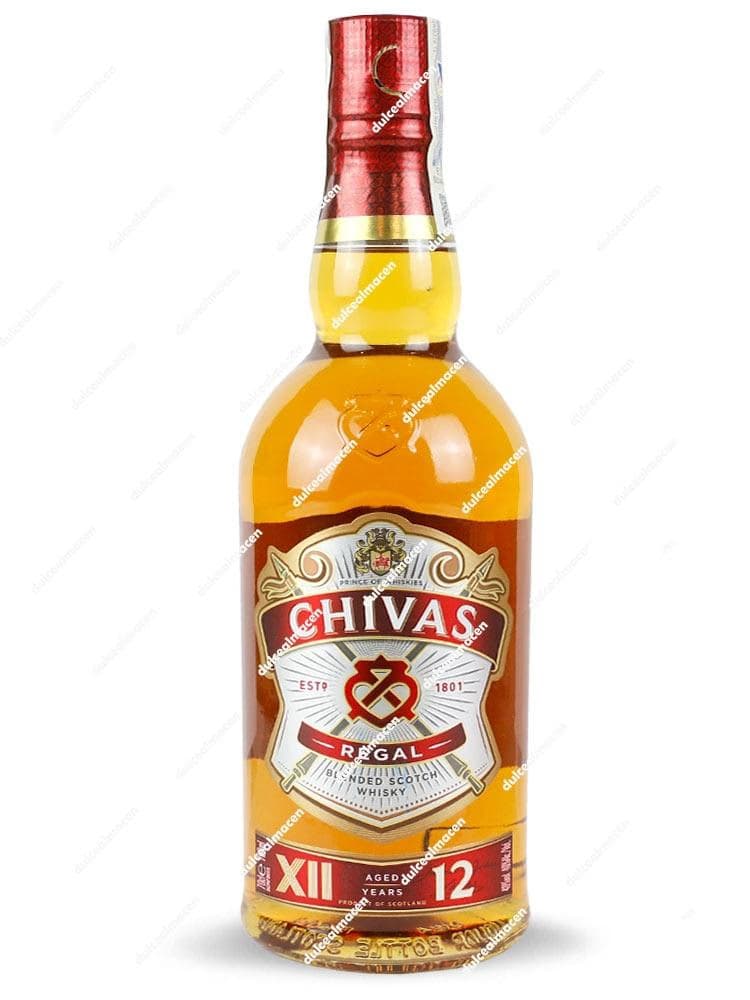 Botella de Whisky Chivas Regal 12 0.70L con su caja de presentación plateada - Dulcealmacen