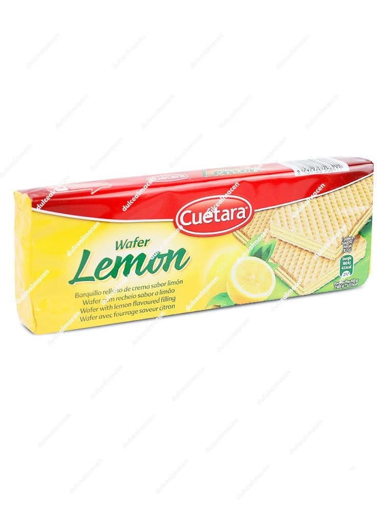 Paquete de Cuétara Wafer Limón de 150 gramos, mostrando los barquillos alargados rellenos de crema de limón sobre un fondo amarillo y rojo - Dulcealmacen