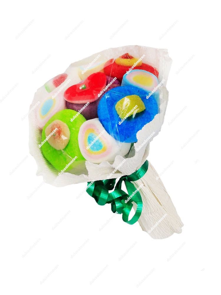 Minirramo artesanal de golosinas con nubes rosas y blancas, gominolas verdes y envoltorio decorativo para invitados de comunión - Dulcealmacen