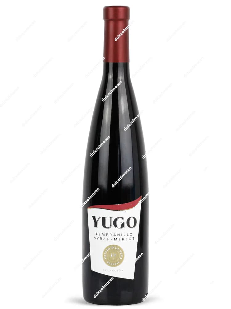 Botella de vino Yugo tinto Selección de 75cl, etiqueta blanca con texto Tempranillo Syrah Merlot y sello de Bodegas Cristo de la Vega - Dulcealmacen