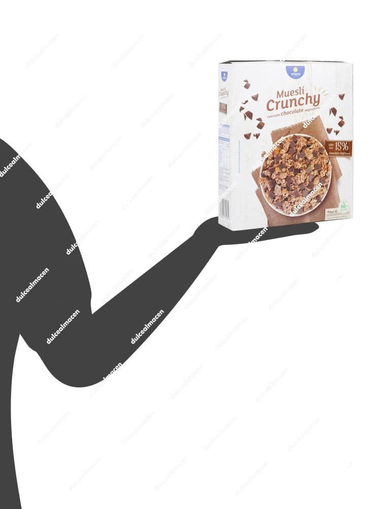Caja de cereales Muesli Crunchy de la marca Alteza de 500 gramos, mostrando racimos de cereales crujientes y copos de avena en un tazón con leche - Dulcealmacen
