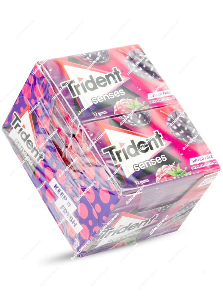 Estuche de chicles Trident Senses Berry Party sabor mora de 12 láminas, color granate y morado con ilustración de frutas del bosque - Dulcealmacen