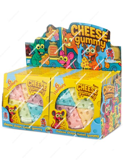 Caja expositora azul de gominolas Cheese Gummy con 20 unidades individuales que muestran caramelos de goma con formas detalladas de porciones de pizza e ingredientes - Dulcealmacen