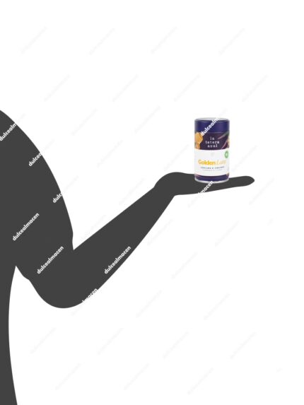 Tarro metálico cilíndrico de diseño gourmet de color azul marino de la marca La Tetera Azul variedad Golden Latte Cúrcuma y Jengibre de 80 gramos, con una franja central de color amarillo mostaza brillante con ilustraciones botánicas de raíces y el nombre del producto destacado en la parte frontal - Dulcealmacen